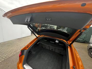 Car image 33