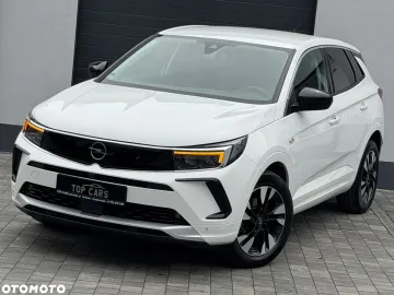 Car image 40
