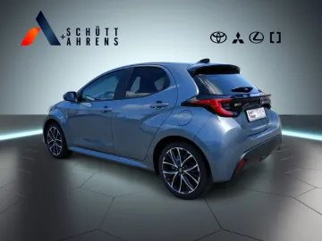 Car image 2