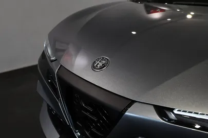 Car image 29