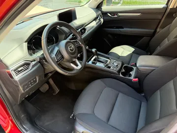 Car image 13