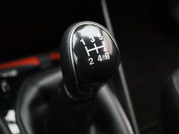 Car image 25