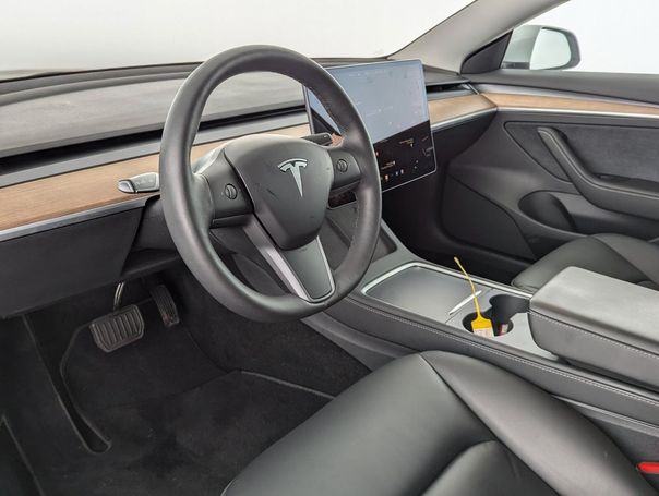 Tesla Model 3 Long Range AWD 324 kW image number 13