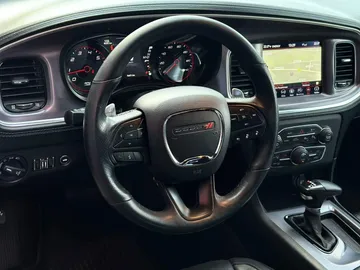 Car image 39