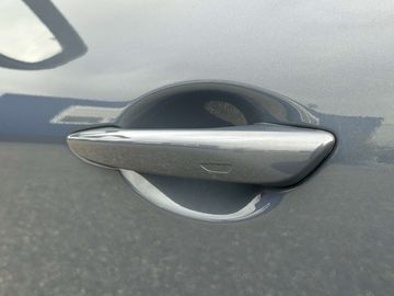 Car image 31