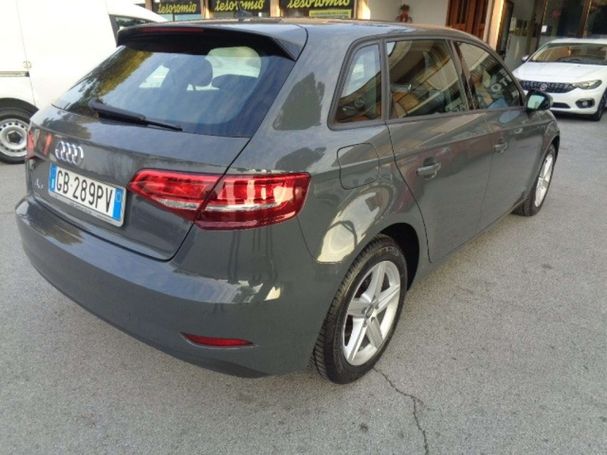 Audi A3 30 g-tron S tronic Business 96 kW image number 3