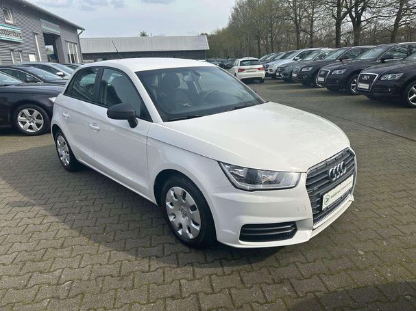 Audi A1 1.0 TFSI Sportback ultra 70 kW image number 2