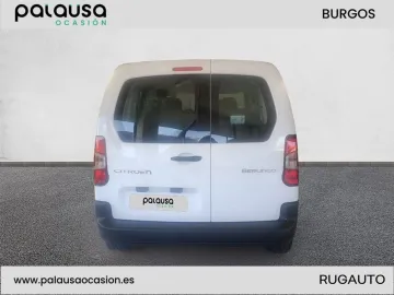 Car image 5