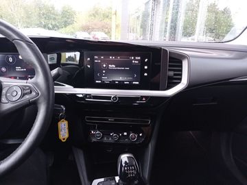 Car image 11