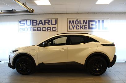 Car image 3