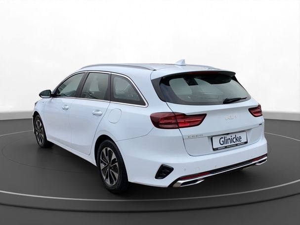 Kia Ceed Sportswagon 1.6 Hybrid Vision 104 kW image number 4