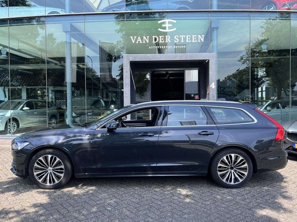 Volvo V90 T4 Momentum 140 kW image number 3