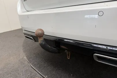 Car image 36