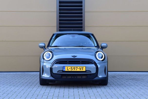 Mini Cooper Essential 100 kW image number 8