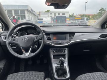 Car image 11