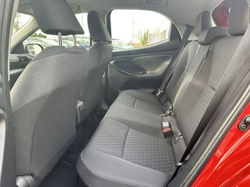 Car image 11