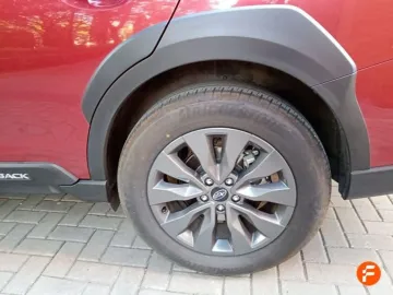 Car image 28