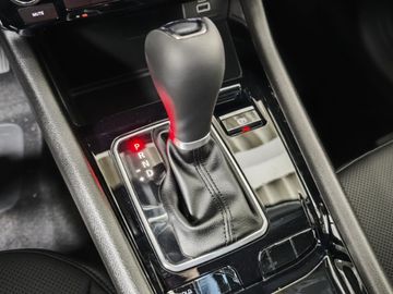 Car image 29