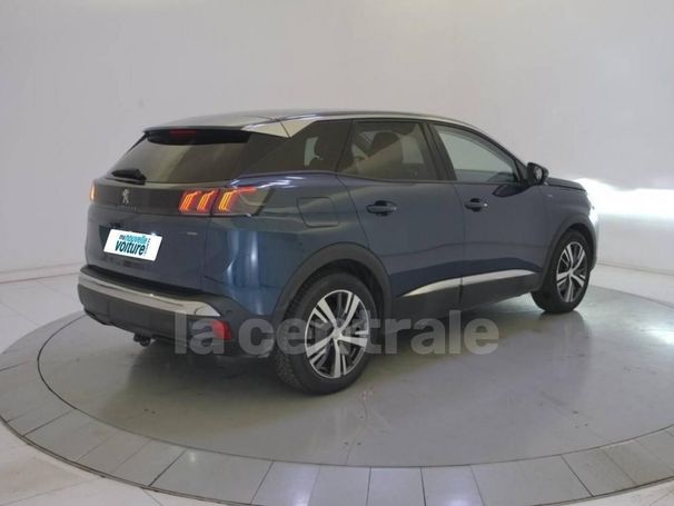 Peugeot 3008 1.6 Hybrid e-EAT8 165 kW image number 3