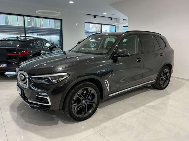 BMW X5 xDrive30d xLine 195 kW image number 1