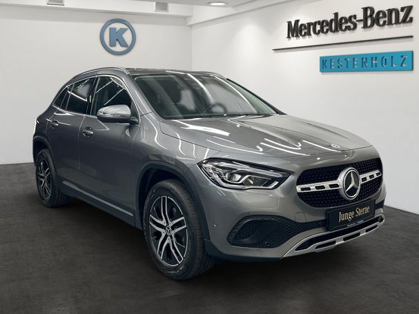 Mercedes-Benz GLA 180 100 kW image number 3