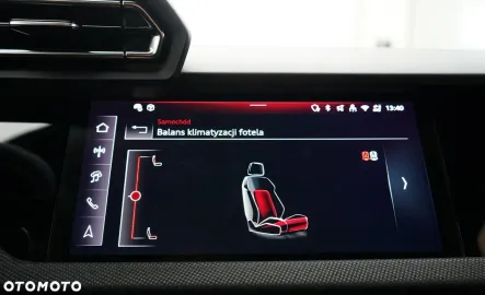 Car image 40
