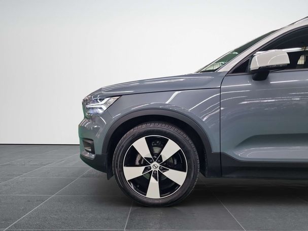 Volvo XC40 D3 Geartronic Momentum Pro 110 kW image number 21