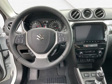 Car image 10