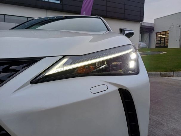 Lexus UX 250h 135 kW image number 5