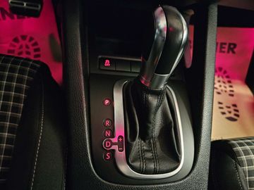 Car image 31