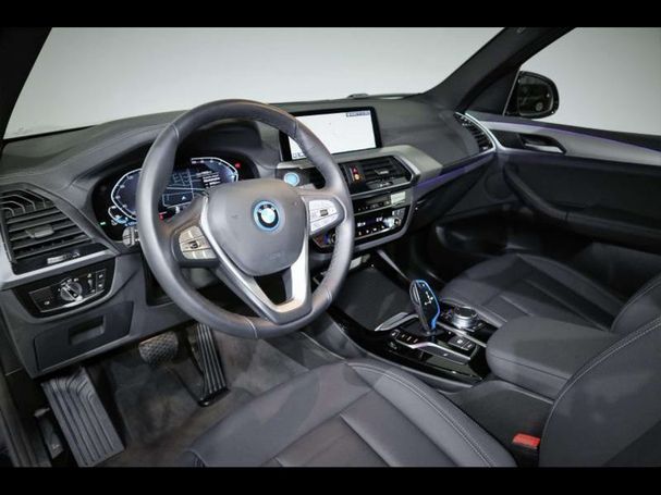 BMW iX3 Inspiring 210 kW image number 4