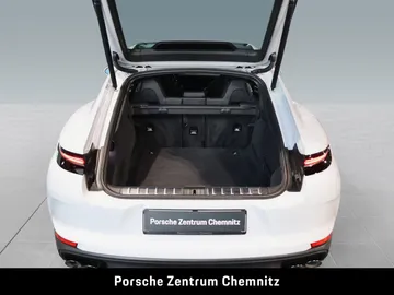 Car image 40