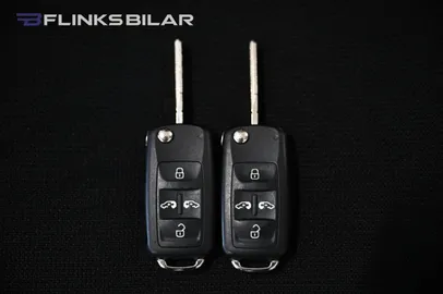 Car image 37