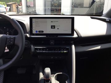 Car image 11