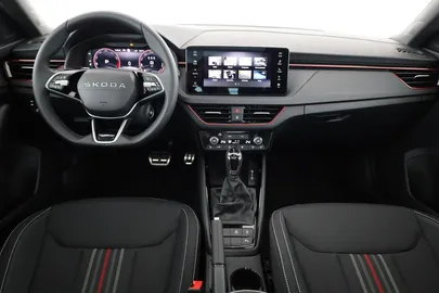 Car image 30