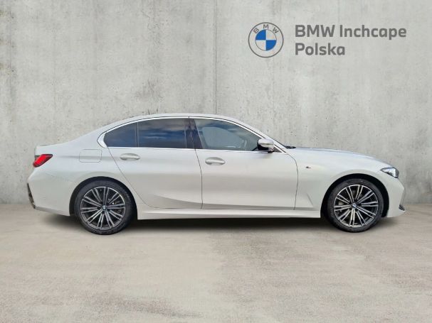 BMW 330i xDrive 180 kW image number 6