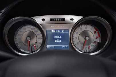 Car image 30