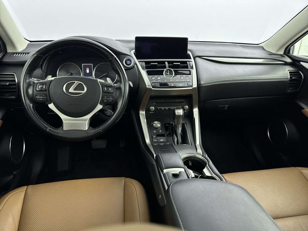 Lexus NX 300 h AWD 145 kW image number 4