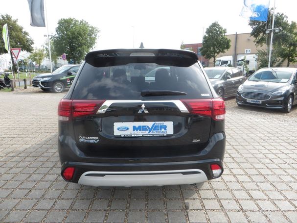 Mitsubishi Outlander Basis Spirit 4WD 165 kW image number 4