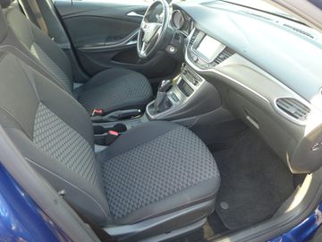 Car image 7