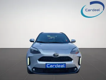 Car image 3