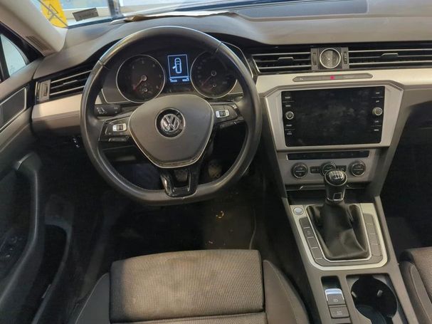 Volkswagen Passat Variant 2.0 TDI Comfortline 110 kW image number 4