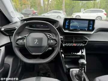 Car image 29