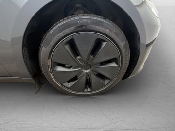 Car image 34