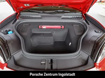 Car image 32