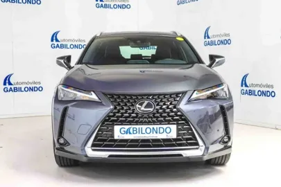Car image 3