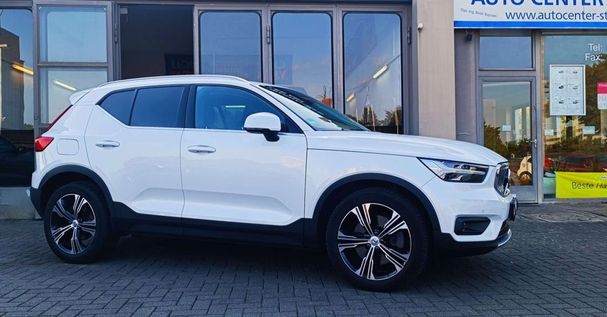 Volvo XC40 Recharge Plug-in Hybrid Inscription Expression 155 kW image number 3