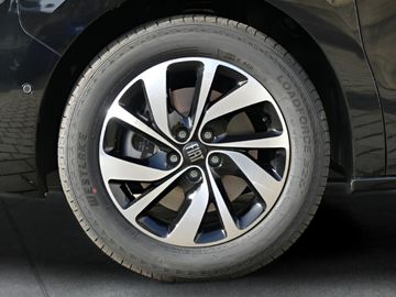 Car image 34