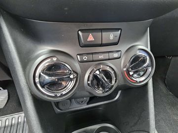 Car image 31