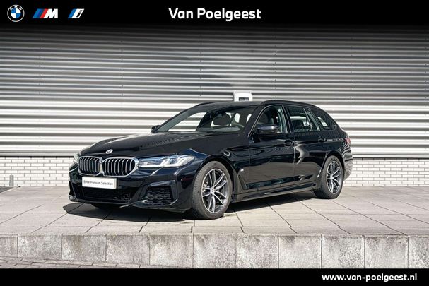 BMW 520i Touring 135 kW image number 1